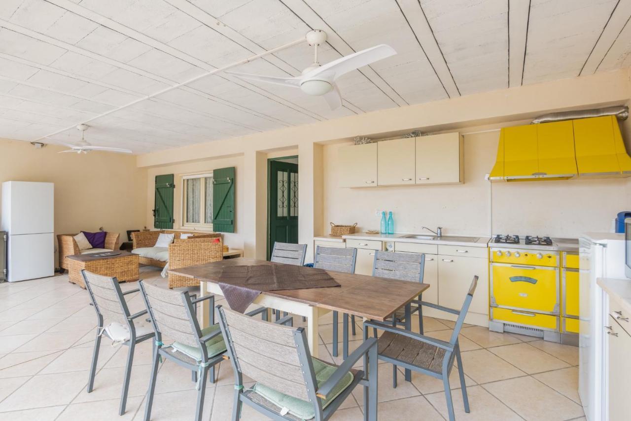 Villa Les Cigales Ouveillan Ngoại thất bức ảnh